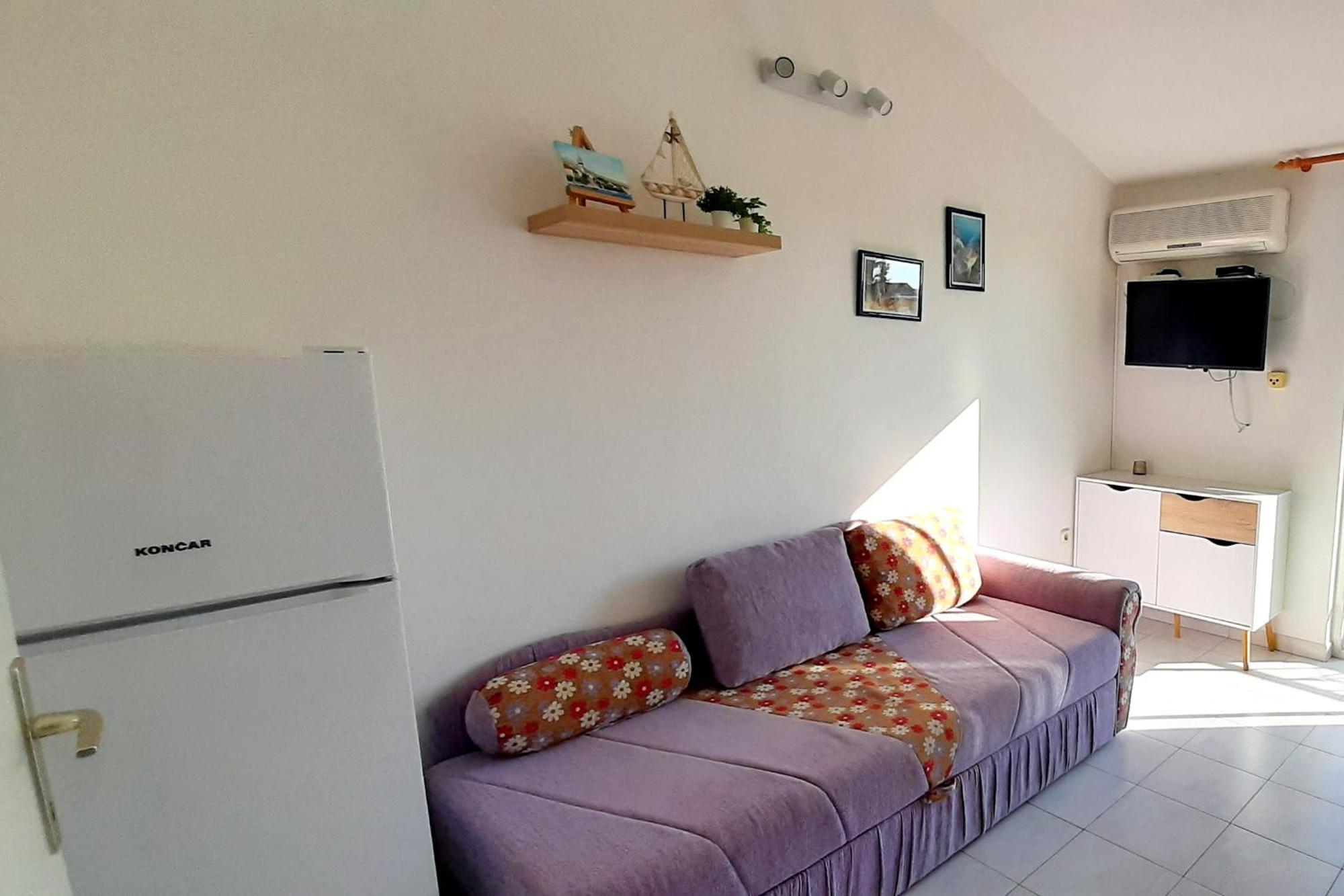Apartments And Rooms With Parking Space Kastel Stafilic, Kastela - 18673 Kamer foto